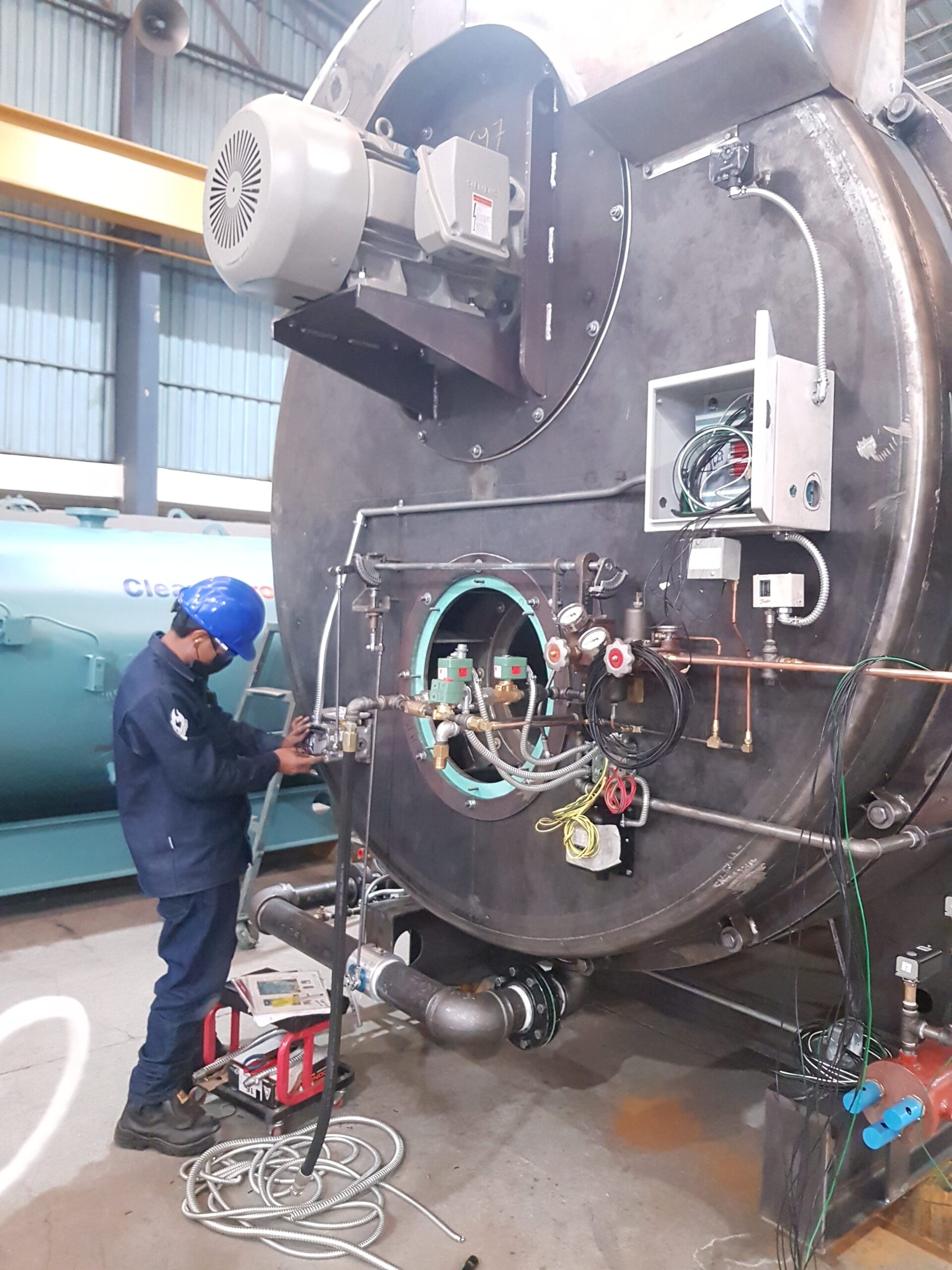 Personal Capacitado para Operar Calderas Industriales - Termiz